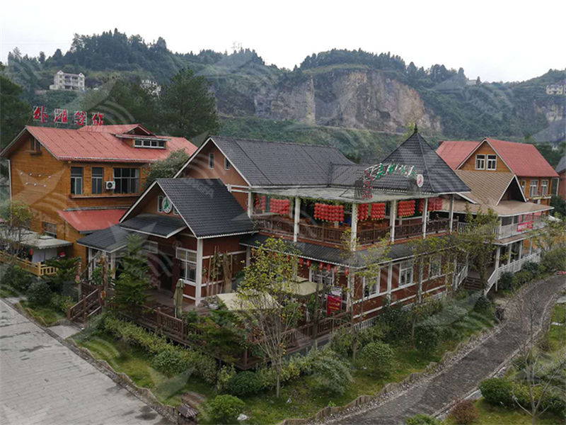 选择常德合成树脂瓦，为南方屋顶雨季防水护航